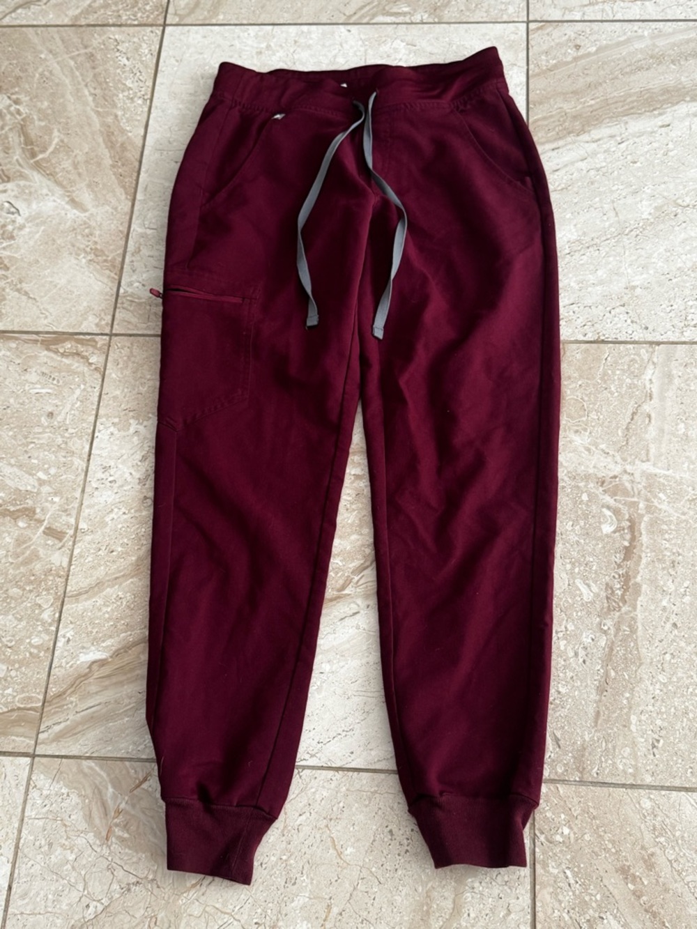 Figs scrub  Maroon Jogger Pants with Drawstring Waist size xs